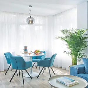  Apartment Beachfront Luxury Complex With Tropical Gardens & Pools